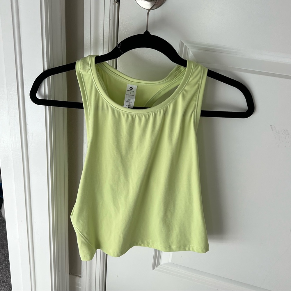 90-DEGREE TANK TOP